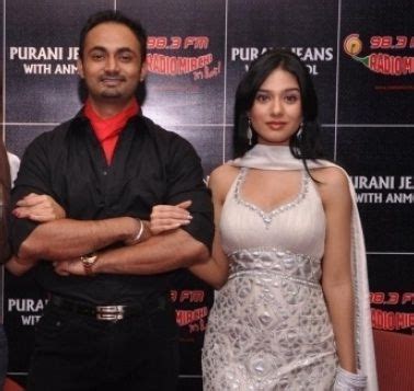 Amrita Rao Biography Profile Biodata Family Husband Son Daughter Father ...