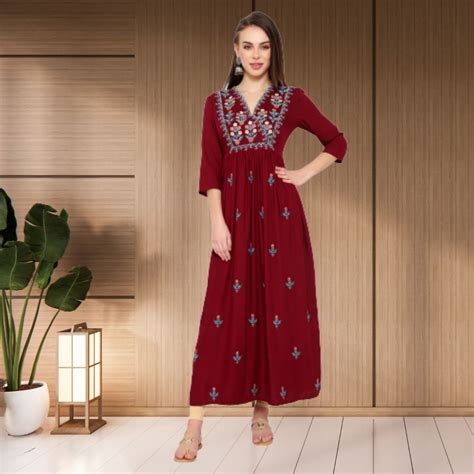 WOMEN FLORAL EMBROIDED KURTI SHV 29 MAROON – Ethnichic