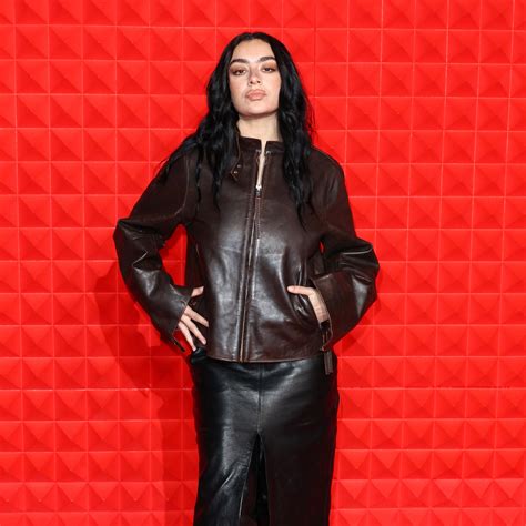 Everyone’s talking about: Phulkari | Vogue India