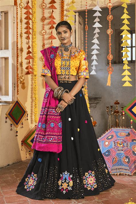 The Latest Designer Lehenga Choli For Navratri