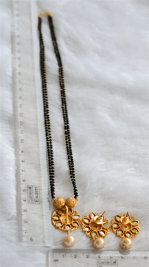 Matte finish white-pearl flower mangalsutra set dj-46502 – dreamjwell