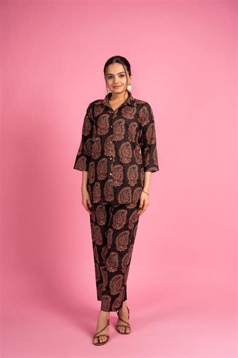 Ekisha's women black floral beautiful multicolor floral printed cotton