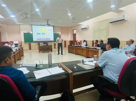 new Executive module | Official Website of Indian Institute of ...