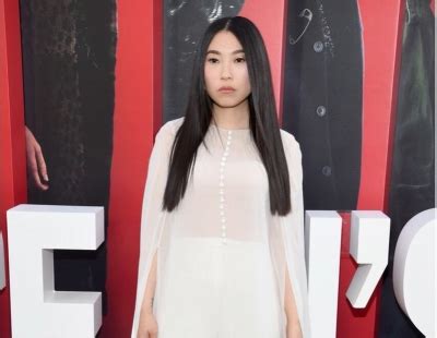 Awkwafina makes history with Golden Globe win