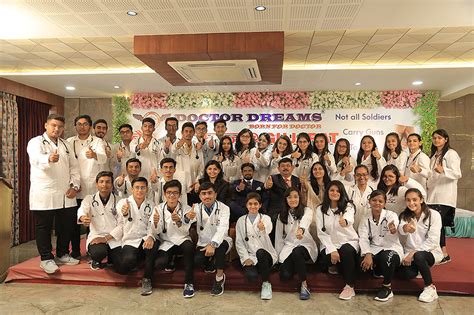 Top 10 Best study abroad Consultancy in India | Doctor Dreams