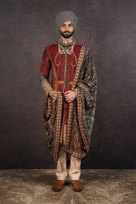 Red Jamawar Sherwani Set | MURAQQA