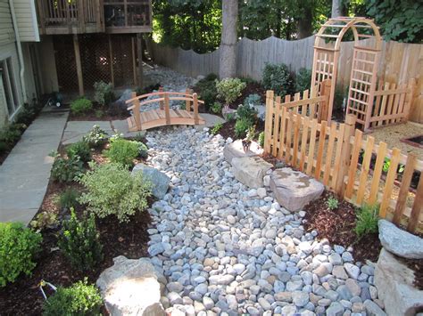 Landscape Dry River Design Dry River Bed Landscaping | Professional