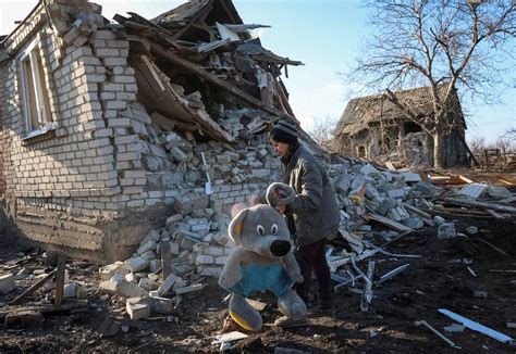 Ukraine war reaches year 3. Where does the conflict stand?