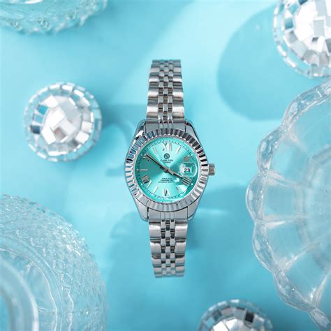 Harper: Mini Tiffany Blue Stainless Steel Women Analog Watch - CLRLW-0