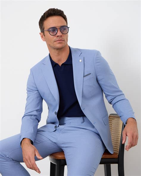 Casual Suit 的图像结果