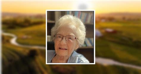 Obituary Guestbook | Anna Leona Davis of Wisconsin Dells, Wisconsin ...