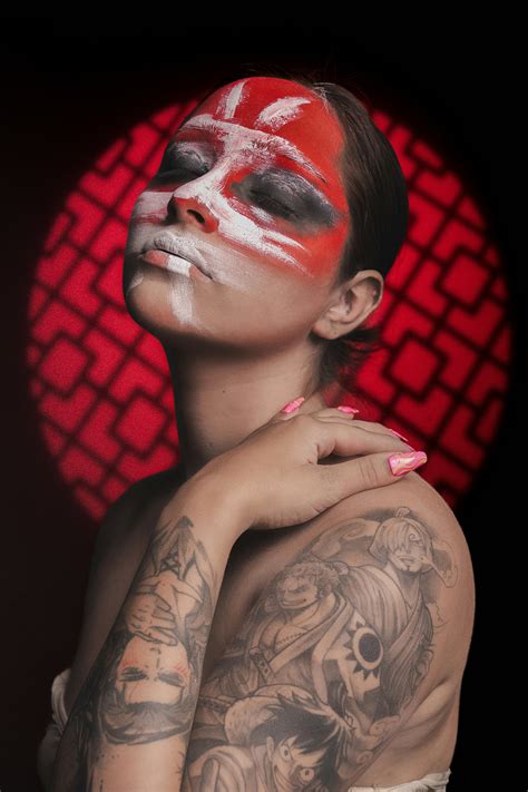 Women+Bending+Over+In+Thong+Bikini Photos, Download The BEST Free Women ...