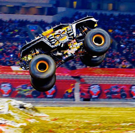 Maximum Destruction Monster Truck