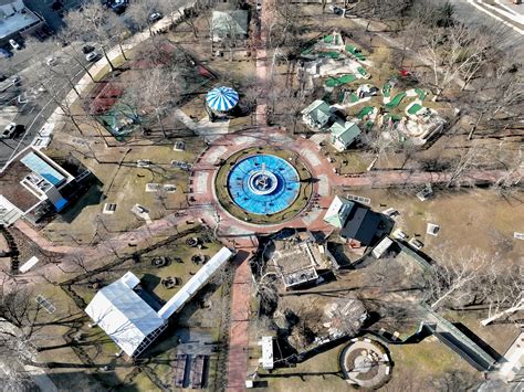 Franklin Square's Instagram, Twitter & Facebook on IDCrawl