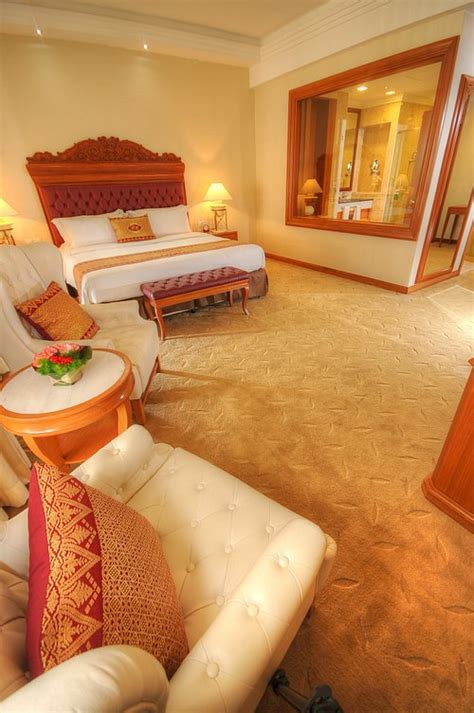 ROYALE CHULAN KUALA LUMPUR - Hotel Reviews, Photos, Rate Comparison ...