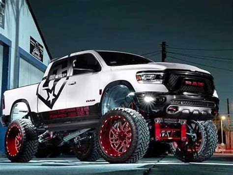 Dodge Hemi Truck Lifted