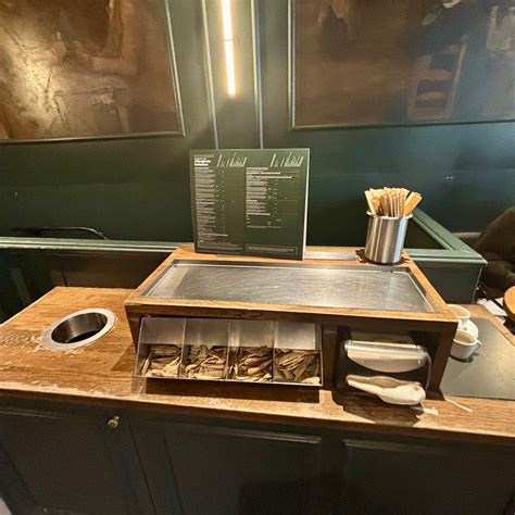 STARBUCKS, Paris - 8/10 Rue Norvin Montmarte - Restaurant Reviews ...