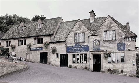 THE CLOTHIERS ARMS (Stroud, Cotswolds) - B&B Reviews, Photos, Rate ...