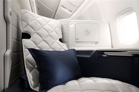 AA Avis President's Club Benefit - FlyerTalk Forums