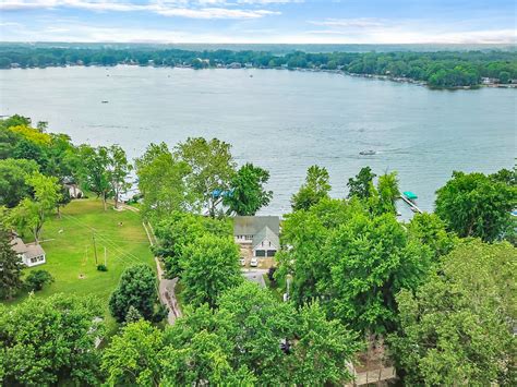 Lake Tippecanoe Real Estate - Homes for Sale on Lake Tippecanoe