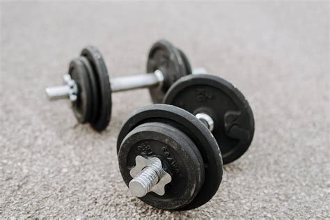Elbow Pain Lifting Weights