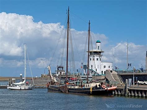 WADDENZEE, Passenger ship - Details and current position - ENI 03360021 ...