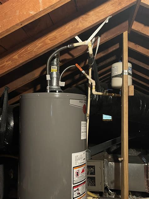 Attic water heater : r/Plumbing