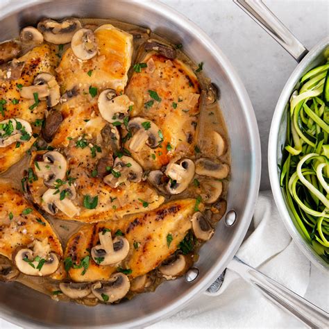 Chicken Marsala with Zucchini Noodles | Blue Diamond
