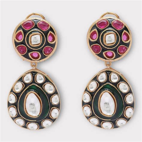 Zaza by Somya