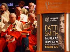 laurea lettere moderne laurea ad honorem a patti smith postcards laurea lettere moderne laurea ad honorem a patti smith postcards
