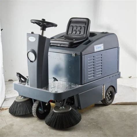 Ride On Sweeper Trader - Wholesaler / Distributor from Pune