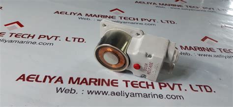 Elomek gpt marine door holder magnet 12v – Aeliya Marine Tech