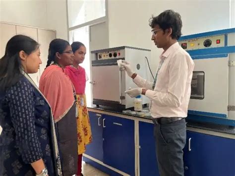 Pathology and Microbiology Laboratory, KPR Institute Engineering and ...
