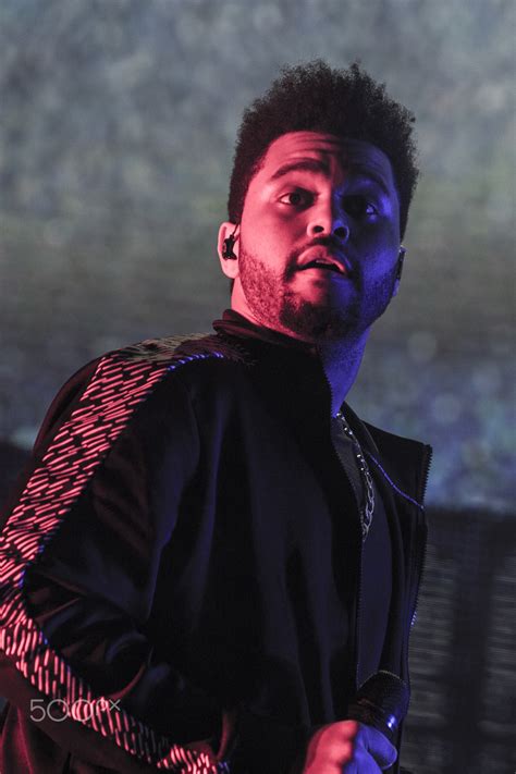 The Weeknd Debuts New Album Cover – Tilted .Style