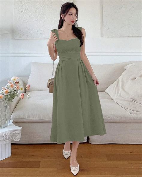 Green Square Neck Sleeveless Sundress Midi – Littlebox India