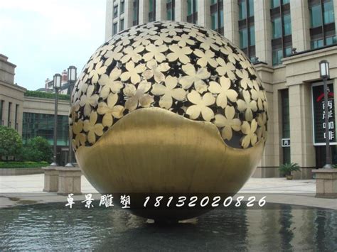 球型不锈钢雕塑