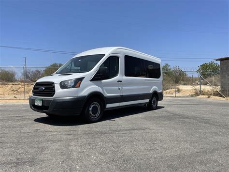 Ford Transit (15 Pasajeros) - BBB Rent a Car