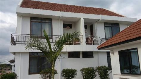 FOXES SAFARI CAMP (Mikumi National Park) - Campground Reviews & Photos ...