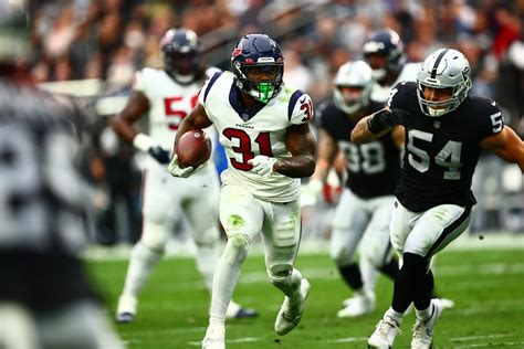 Week 8 Fantasy Football Rankings 2022 - Wolf Sports
