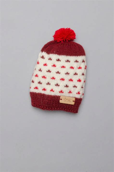 Tiny Dots Cap- Off White & Maroon – The Original Knit