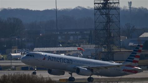 7 Hospitalized at Busy American Airlines Hub, Flight Canceled - Men's ...