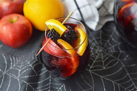 Easy Halloween Sangria – Simplistically Living