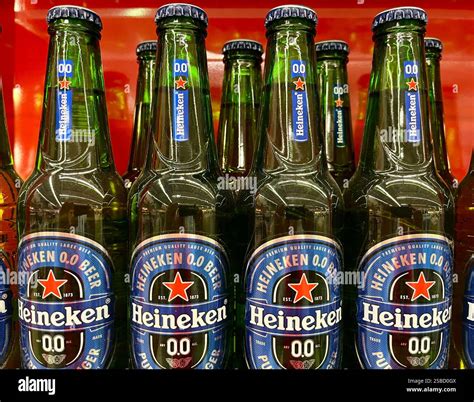Heineken beer, Heineken 0.0, Heineken non-alcoholic beer, alcohol-free ...