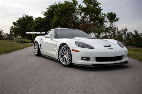 Chevrolet Corvette C6 ZR1 White HRE RC100