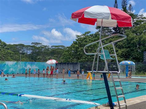 Hawaiʻi County Parks & Rec offering lifeguard certification course in ...