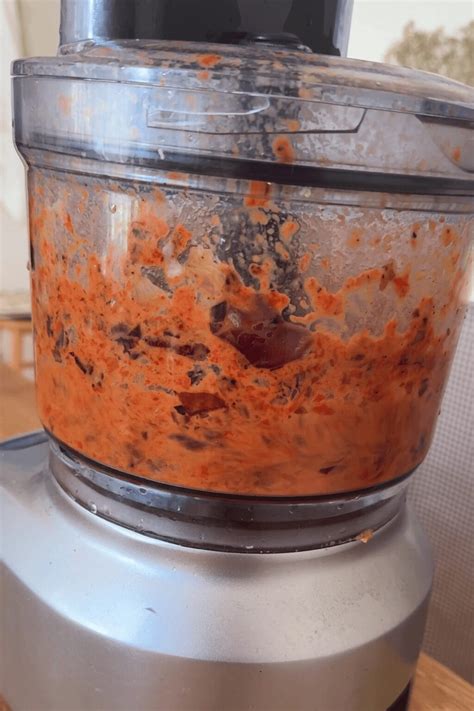 Creamy Roasted Red Bell Pepper Sauce - Desert Island Dishes