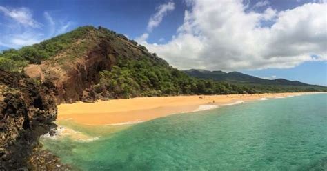 Know Why Beach Hopping In Hawaii Is One Of The Best Things To Do