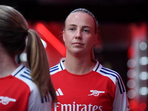 Go behind the scenes at our 2024/25 kit shoot | Video | News | Arsenal.com