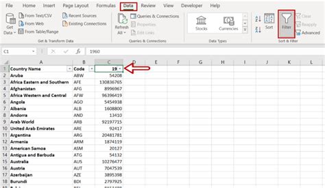 How to Add Sort Buttons in Excel Columns 的图像结果