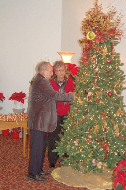 Follis and Sons Memorial Bell Service - Daily Journal Online